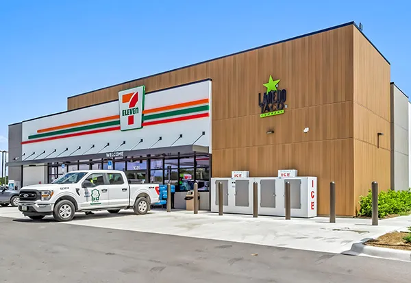 7-Eleven w/ Laredo Taco