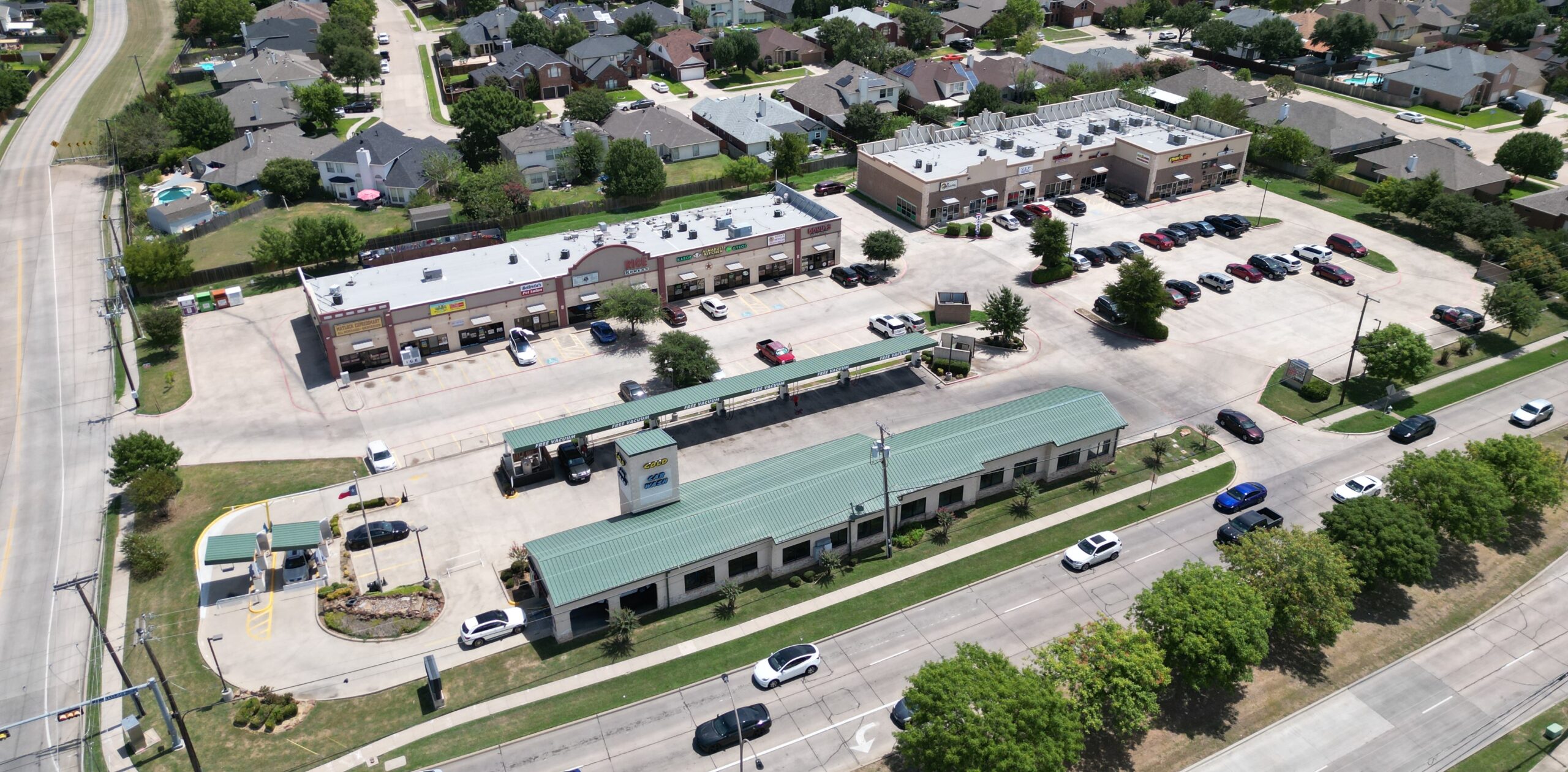 Secure Net Lease Closes Multi-Tenant Sale in Arlington, TX