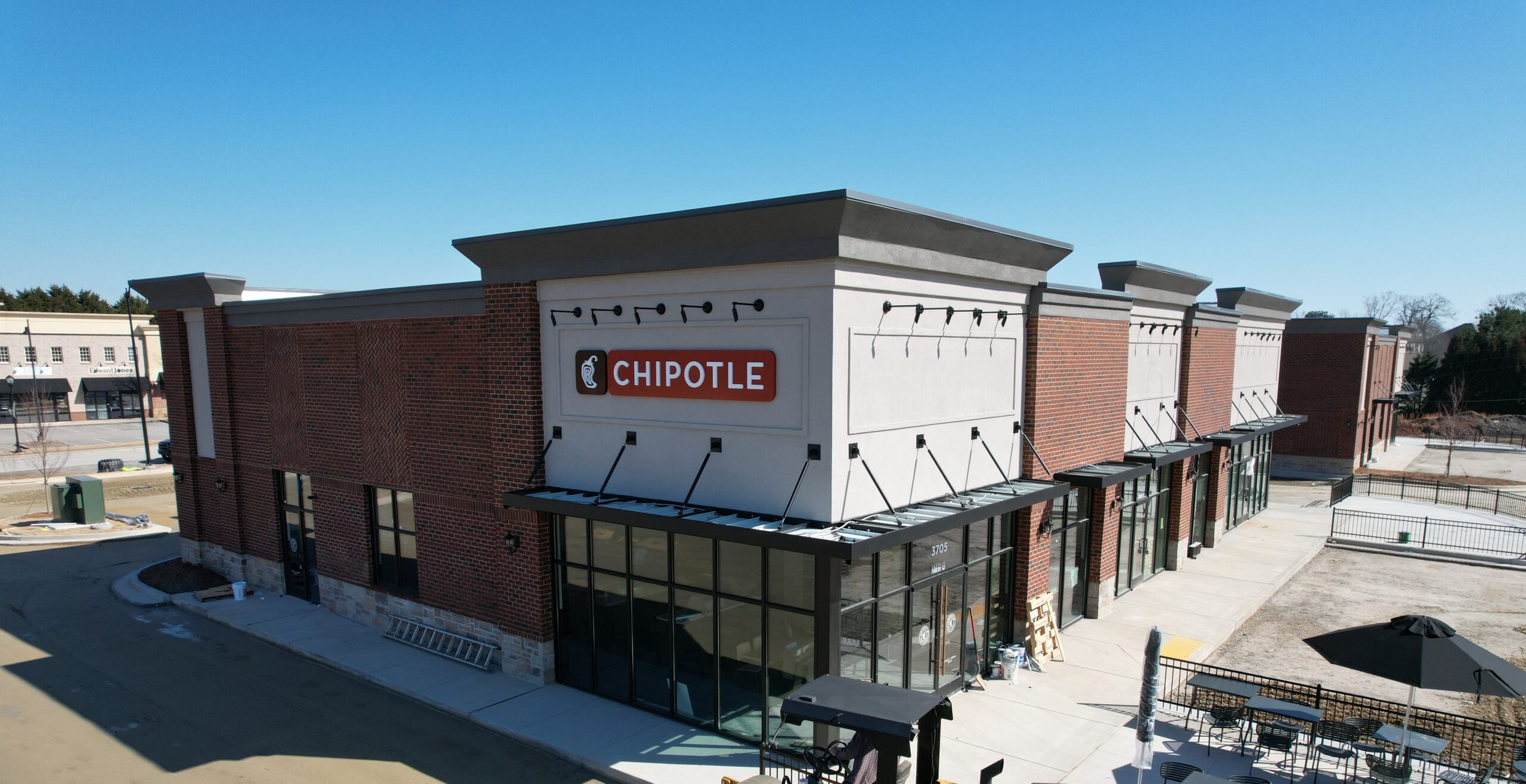 Secure Net Lease Closes Multi-Tenant Retail Center in Georgia