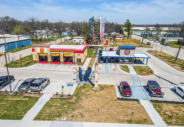 7 Brew Coffee & Take 5 Oil Change