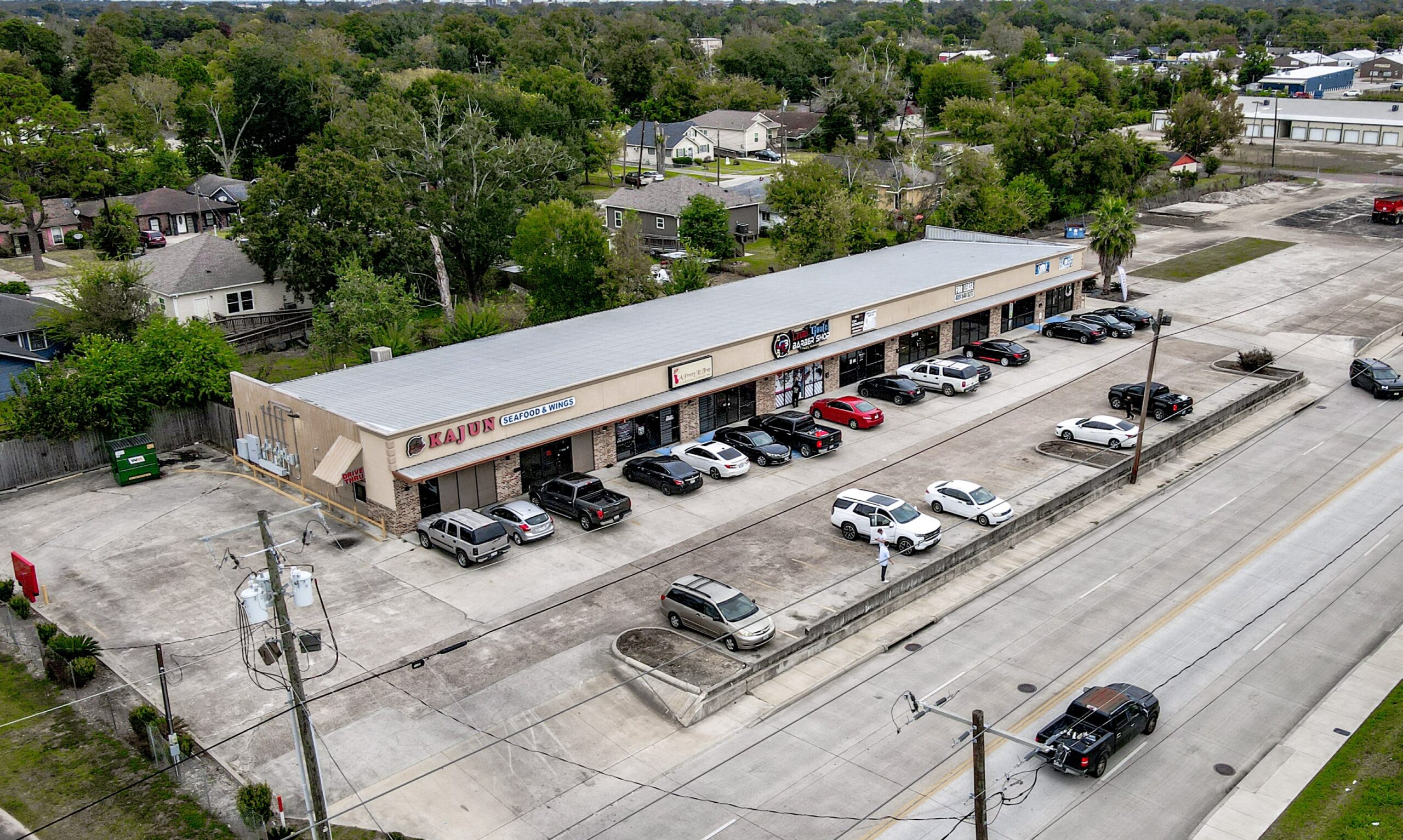 Secure Net Lease Closes Sale of Beaumont Plaza in Beaumont, TX